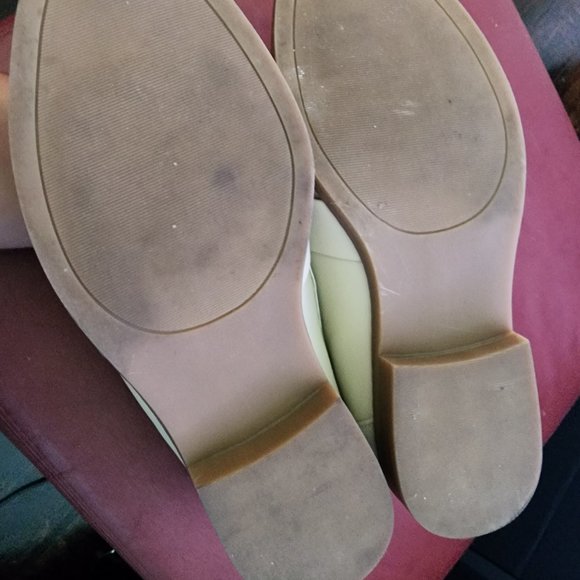 Jones New York Cream Loafers - Picture 3 of 5